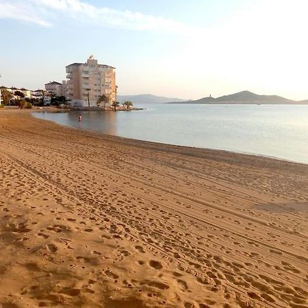 Apartamento En Primera Linea De Playa Murcia Dış mekan fotoğraf