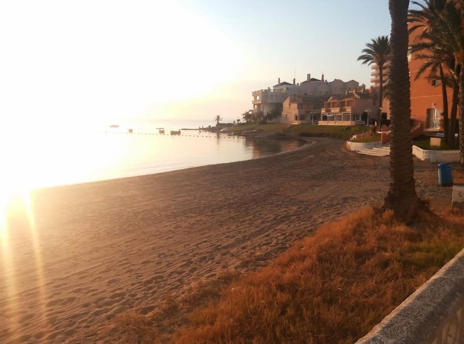 Apartamento En Primera Linea De Playa Murcia Dış mekan fotoğraf