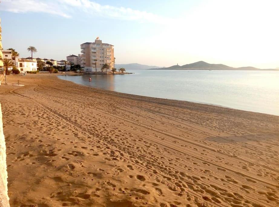 Apartamento En Primera Linea De Playa Murcia Dış mekan fotoğraf