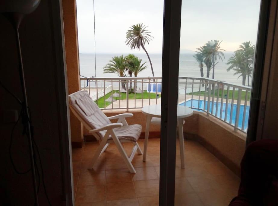 Apartamento En Primera Linea De Playa Murcia Dış mekan fotoğraf